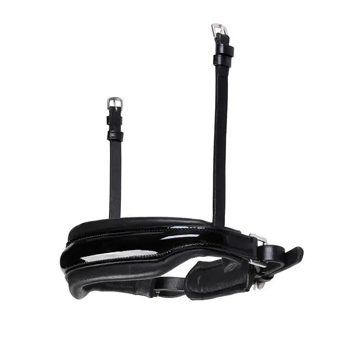 Ariana crank noseband, extra padded, wide design, high-shine patent leather, anatomically shaped for comfort.