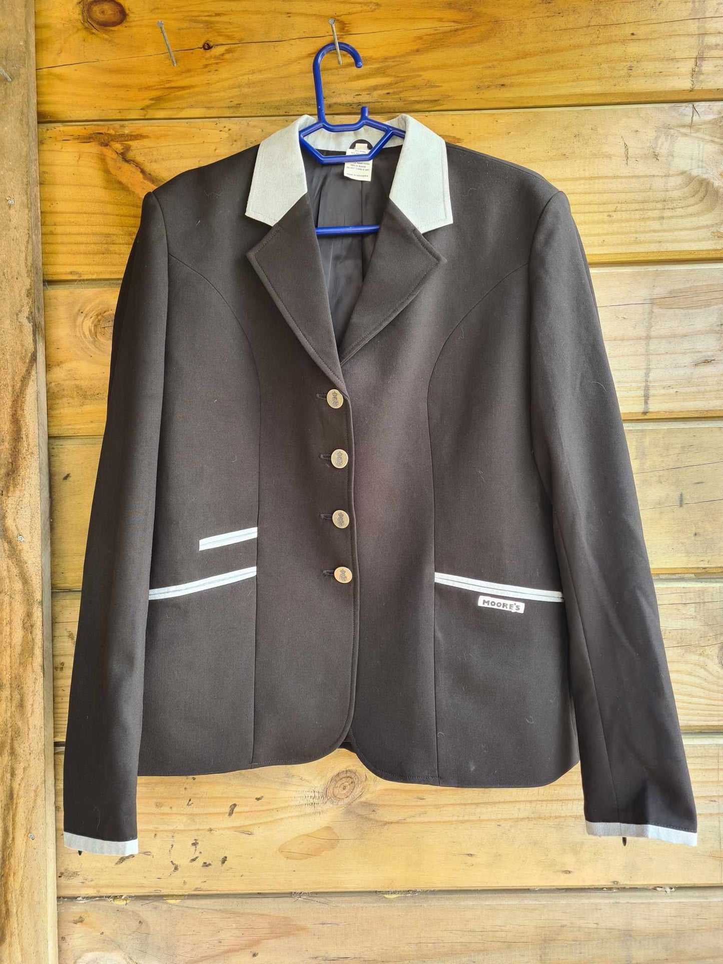 Moores Show Jacket