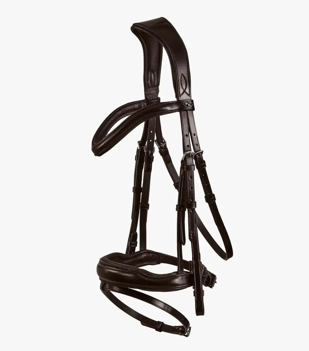 PE Rizzo Bridle made of high-quality Italian leather, designed for an ergonomic fit and comfort for horses.